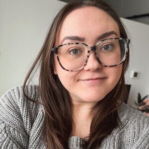 Meet your Posher, Danielle